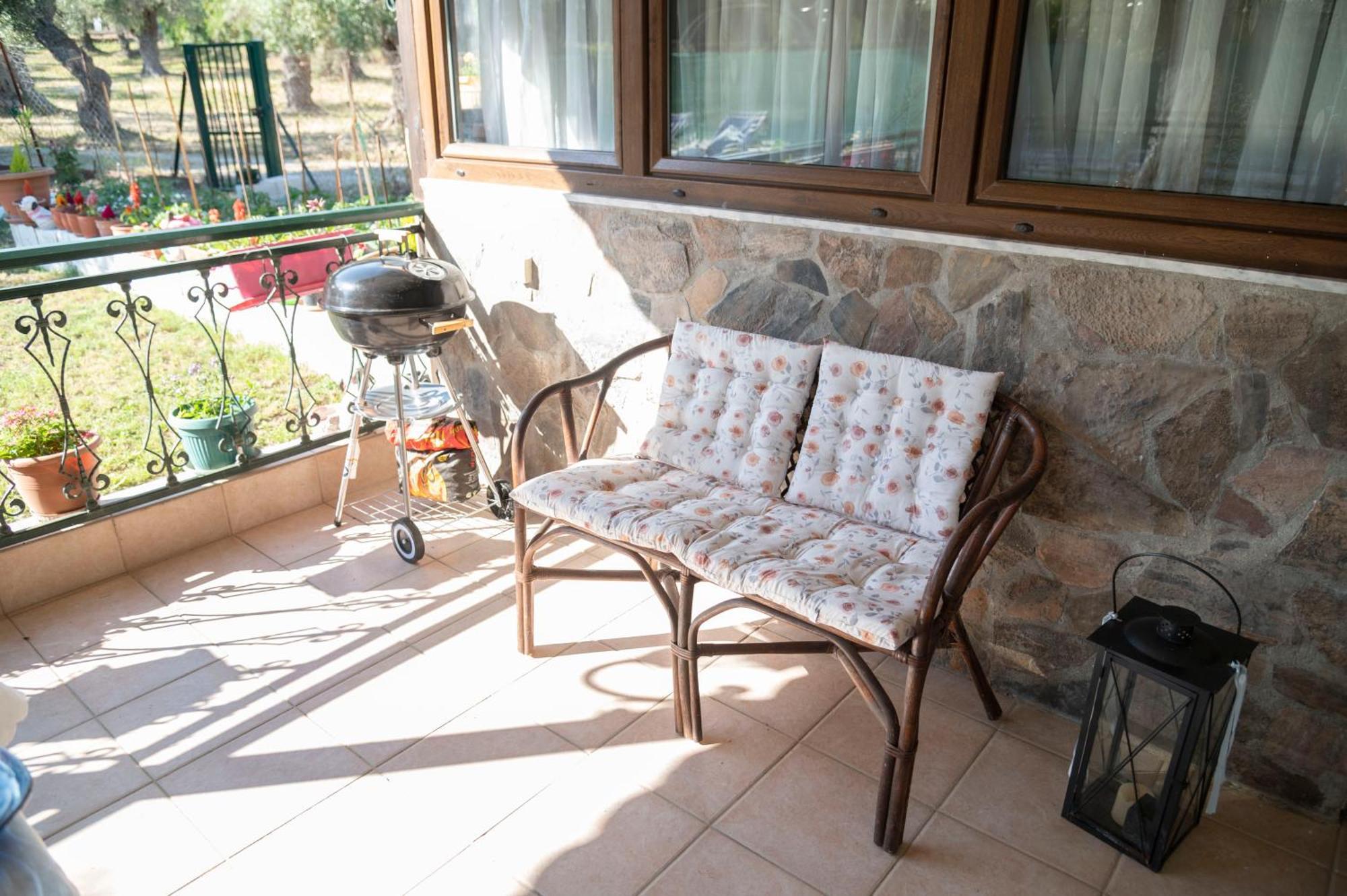 Dimitra's Makri
